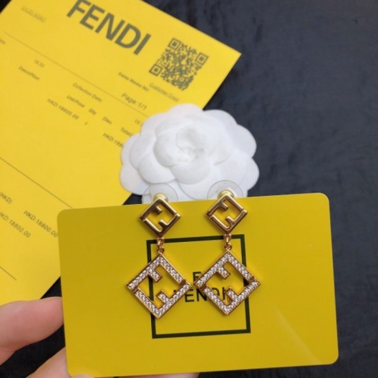 This season's hottest trends Earrings 2023SS FENDI Fendi This season's hottest trends Earrings 2023SS FENDI Fendi